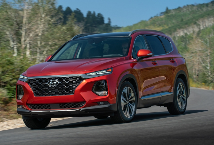 Hyundai SantaFe giảm giá hơn 40 triệu VNĐ, đấu Toyota Fortuner