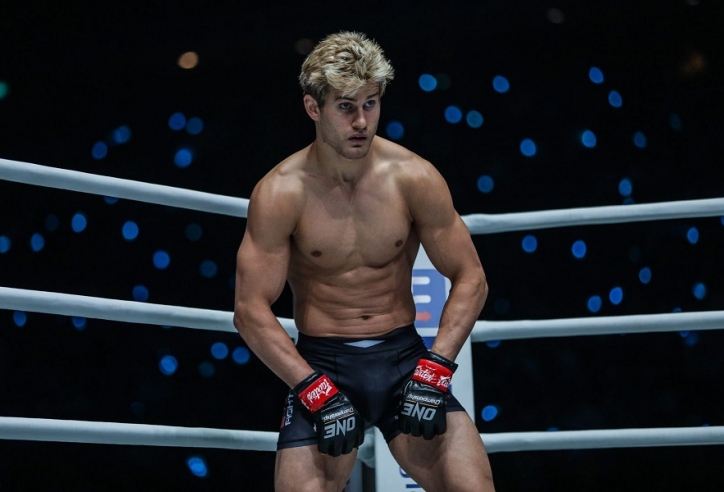 Northcutt: Tiến quân Featherweight và lật đổ Martin Nguyễn?