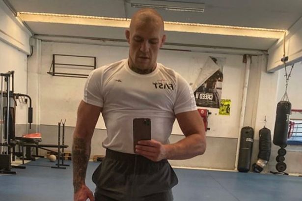 Conor McGregor sẽ đấu với Dustin Poirier hay Justin Gaethje?
