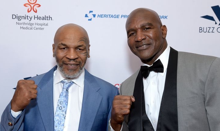 Evander Holyfield nhắn Mike Tyson: Lên võ đài thôi!