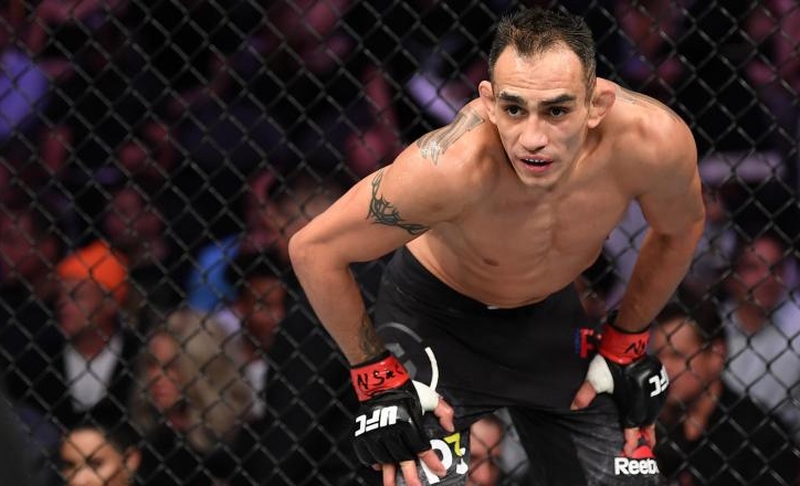 Cựu vương Interim Tony Ferguson sẽ bị cắt khỏi UFC?