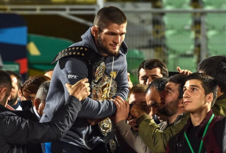 White: Muốn đấu St-Pierre, Khabib phải bỏ đai Lightweight