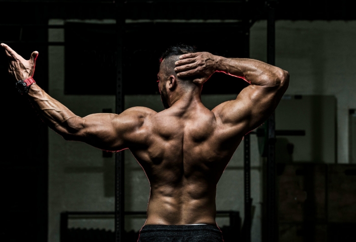 4 bài tập lưng quan trọng người tập thể hình không thể bỏ qua