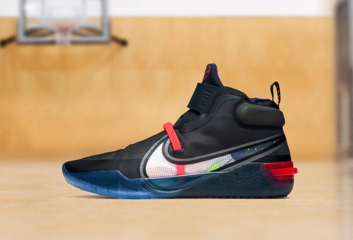 Lộ diện giày bóng rổ Kobe AD NXT mới của Nike với dây thắt cực độc