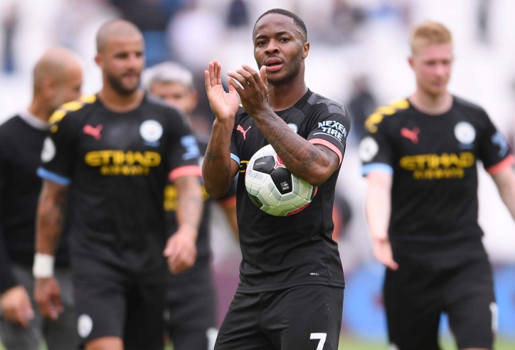 Sốc với bản hợp đồng tài trợ giày Nike sắp ký với Raheem Sterling
