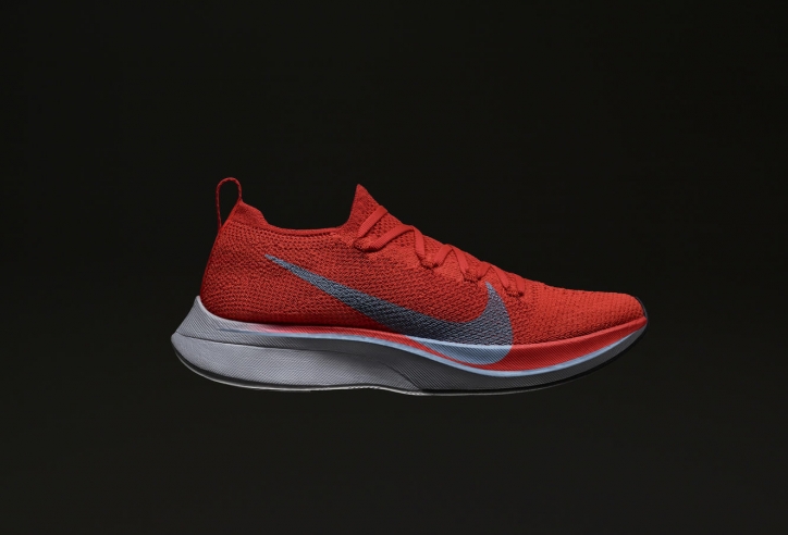 Nike giảm giá mạnh siêu giày Nike Vaporfly 4% Flyknit