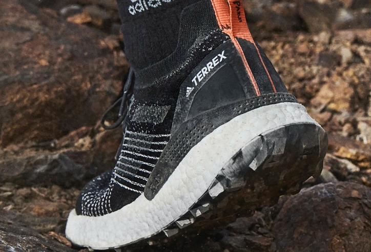 Terrex Two Ultra - giày chạy địa hình đặc biệt của Adidas