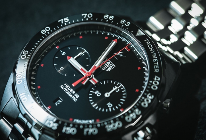 Cận cảnh đồng hồ công thức 1 giá hơn 140 triệu của TAG Heuer