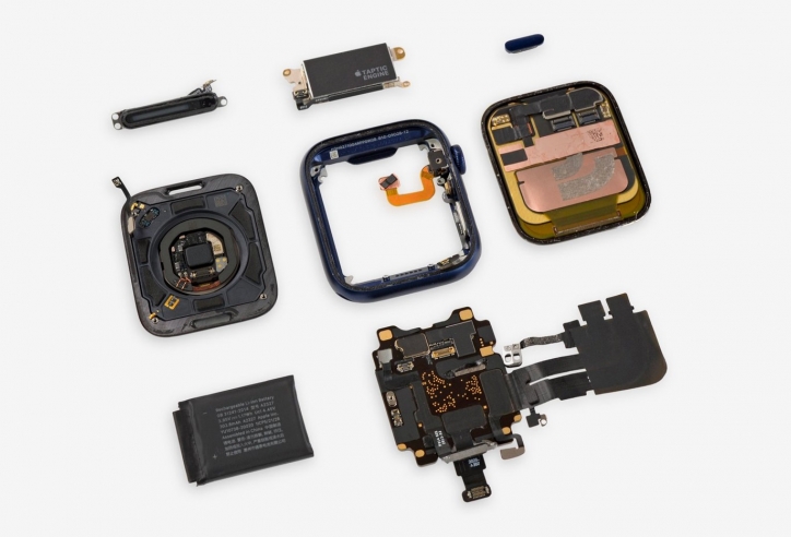 Mổ xẻ thiết kế bên trong Apple Watch Series 6
