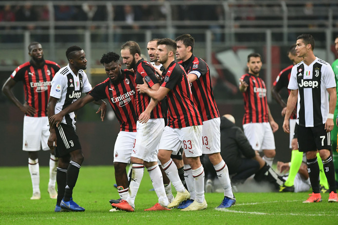 Ronaldo nổ súng, Higuain thảm họa trong ngày Milan thua Juventus