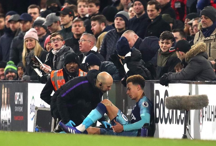 Tottenham tiếp tục mất trụ cột, MU mừng thầm?