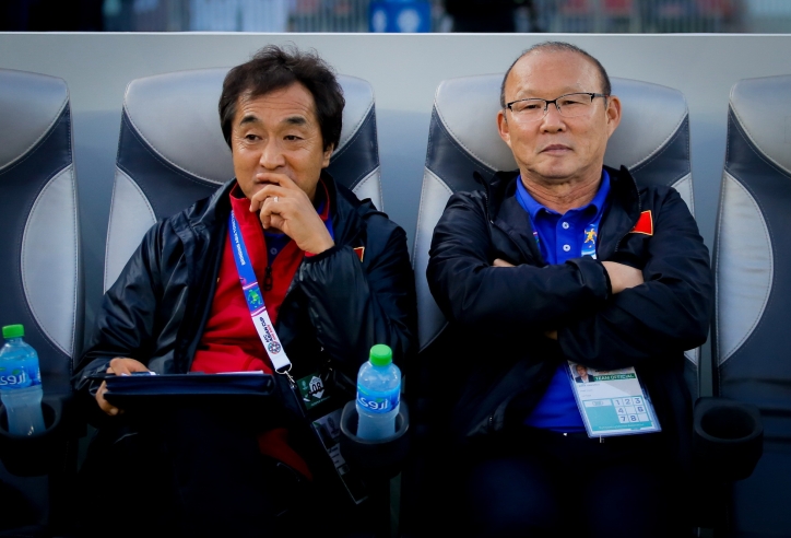 Trợ lý Lee Young-jin: 'Ông Park đang chịu áp lực lớn'