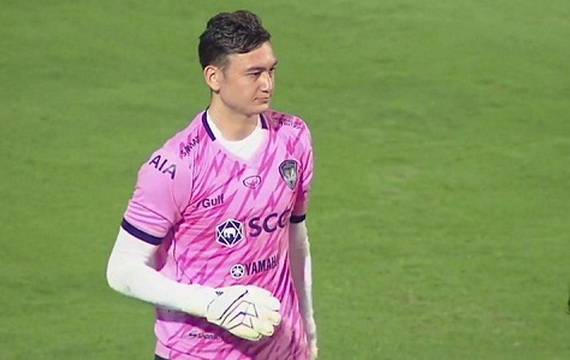 HLV Muangthong: 'Văn Lâm chưa chắc được bắt chính'