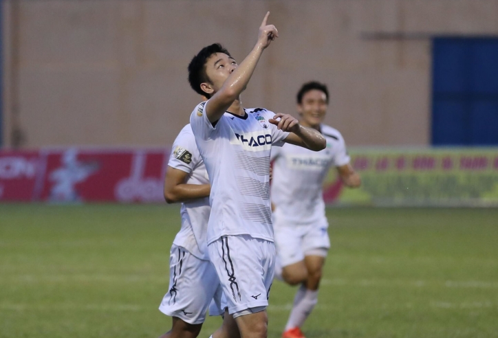 Xuân Trường xứng đáng với danh hiệu 'Vua đá phạt' ở V-League