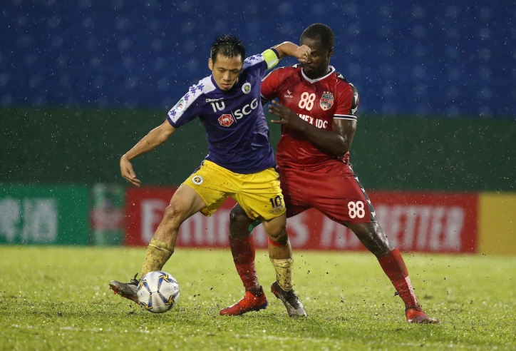 AFC ca ngợi Văn Quyết là sự khác biệt của Hà Nội trước Bình Dương
