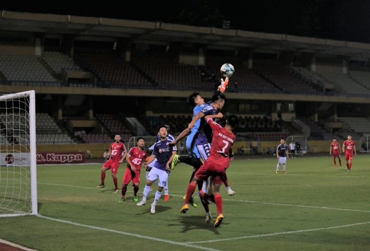 Cơn mưa bàn thắng và màn ngược dòng ngoạn mục của Hà Nội trong trận derby thủ đô