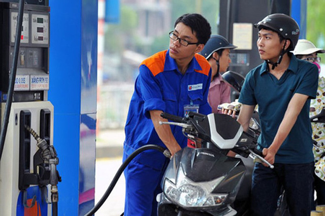Giá xăng bất ngờ tăng mạnh kể từ 15h ngày 08/05/18