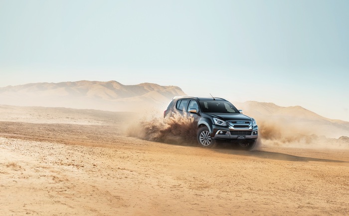 Ra mắt SUV 7 chỗ rẻ nhất Việt Nam: Isuzu mu-X 2018