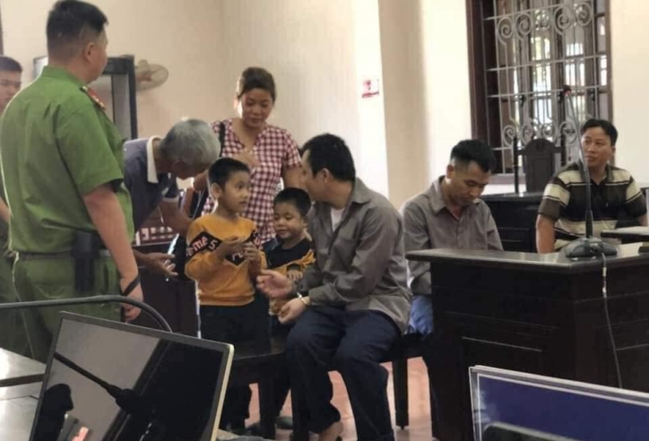 Xét xử vụ tài xế Innova đi lùi trên cao tốc: Đã có bản án