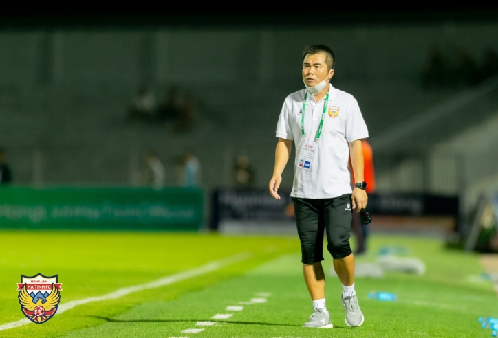 HLV Phạm Minh Đức: 'Cầu thủ Việt Nam thích HLV nịnh mới đá bóng'