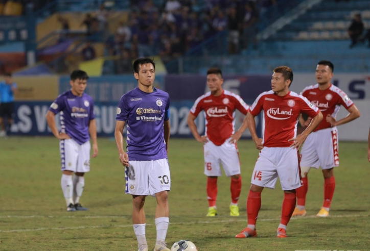 VIDEO: Văn Quyết mở tỉ số cho Hà Nội trên chấm penalty