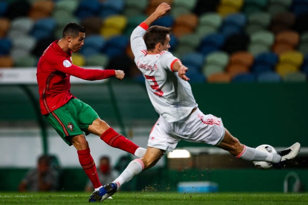 Bồ Đào Nha hòa Tây Ban Nha trong ngày Ronaldo im tiếng