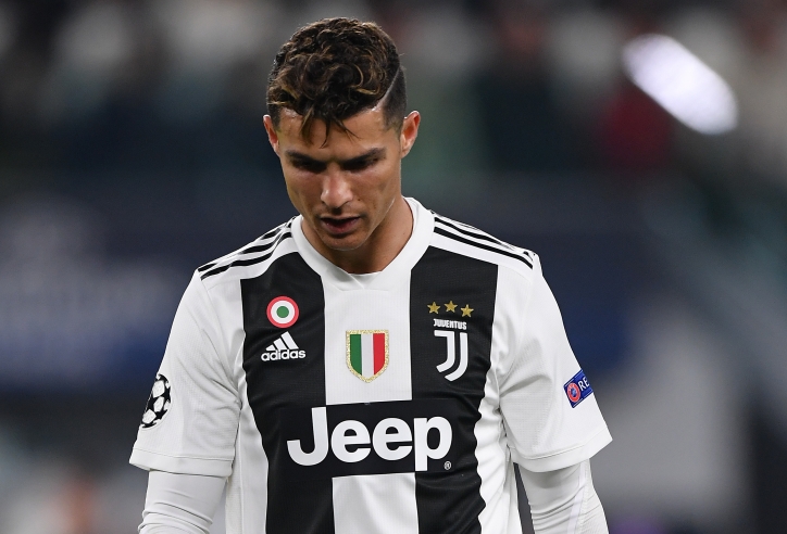Người thân gửi thông điệp cảm động sau khi Ronaldo nhiễm Covid-19