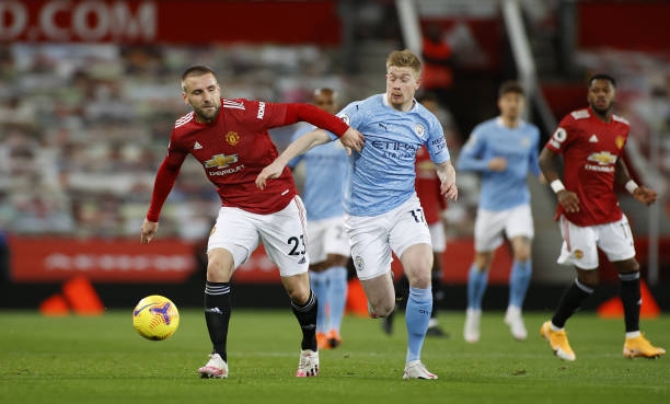 Man United cầm chân Man City trong trận cầu kịch tính
