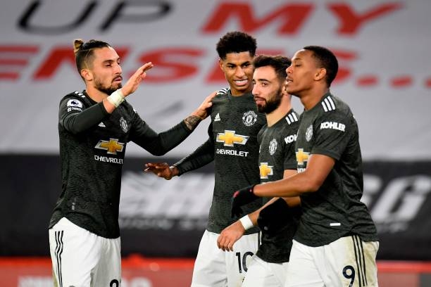 BXH Ngoại hạng Anh vòng 13: MU vượt mặt Chelsea