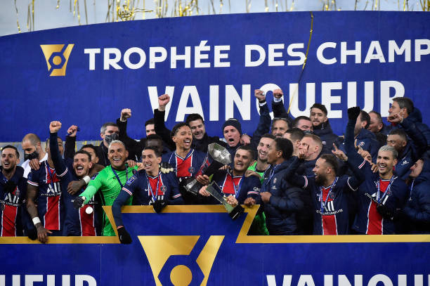 HLV Pochettino có danh hiệu đầu tiên cùng PSG