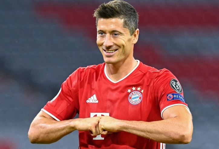 Lewandowski: ‘Không có cầu thủ nào xuất sắc nhất mọi thời đại’