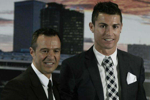 Người đại diện CHÍNH THỨC lên tiếng về tương lai của Ronaldo