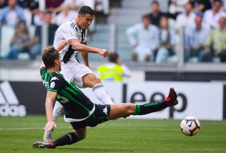 Giải cơn khát bàn thắng, Ronaldo nhận lời chúc đặc biệt từ FIFA