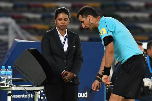Asian Cup sử dụng VAR, ĐTVN lần đầu trải nghiệm công nghệ ở World Cup