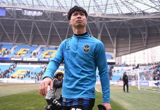 Công Phượng đang vướng vào bài toán chưa có lời giải ở Incheon