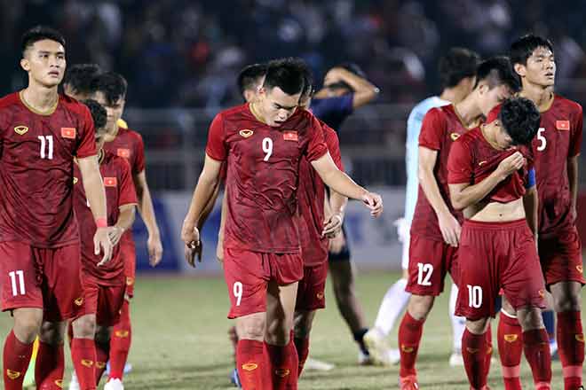 BLV Quang Huy: 'Không thể đòi hỏi lứa trẻ nào cũng tốt được'