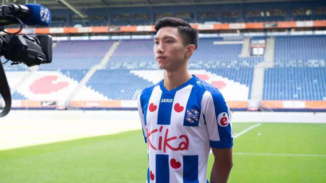 Sếp Heerenveen: 'Chúng tôi thấy tiềm năng thương mại lớn từ Văn Hậu'