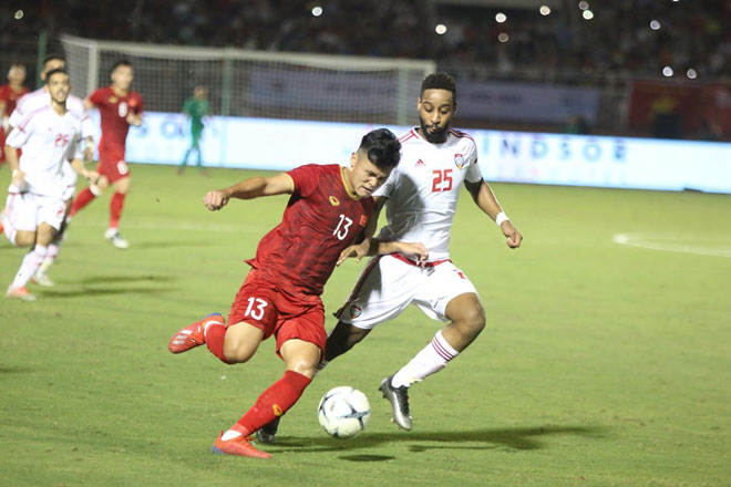 Đức Chinh tỏa sáng, U22 Việt Nam hòa đáng tiếc trước UAE