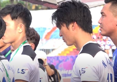 VIDEO: Cảm xúc của Tuấn Anh khi Quốc ca vang lên
