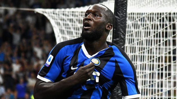 Conte khen ngợi kỳ tích của Lukaku