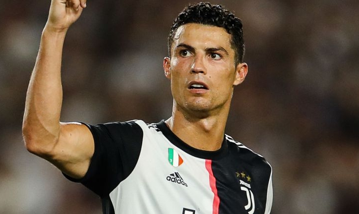 Ronaldo lại lập kỷ lục, chứng tỏ mình chưa hết thời