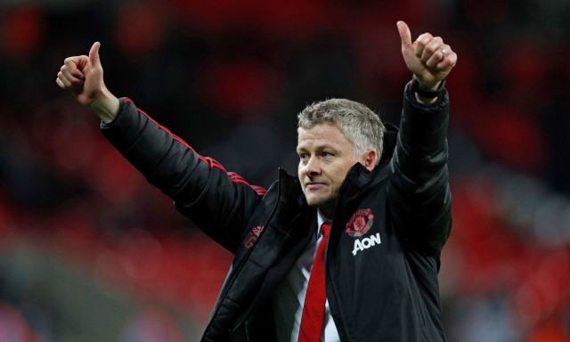 MU lại chuẩn bị chi 80 triệu cho Leicester, quyết giữ De Gea