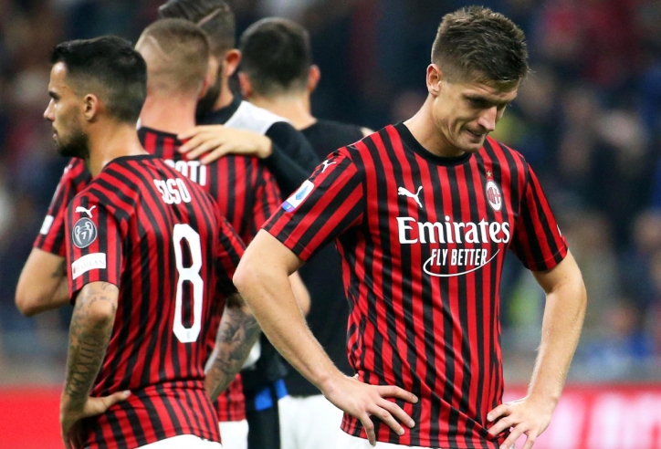 Gà Trống gáy vang, Milan khóc hận