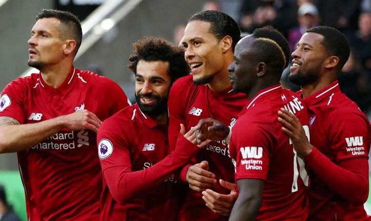Genk vs Liverpool: Nhà vua trút giận