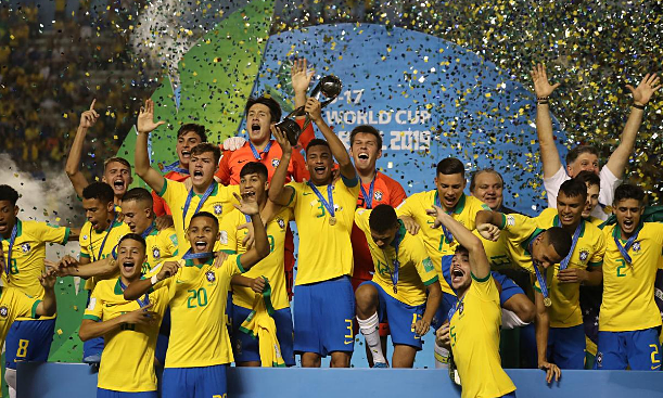9 phút lội ngược dòng, U17 Brazil lên đỉnh thế giới