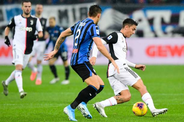 Vắng Ronaldo, Juve lội ngược dòng hú vía nhờ sao thất sủng
