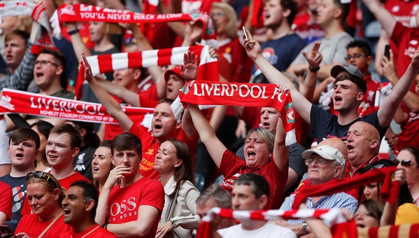 CĐV Liverpool âm mưu tấn công các cầu thủ MU