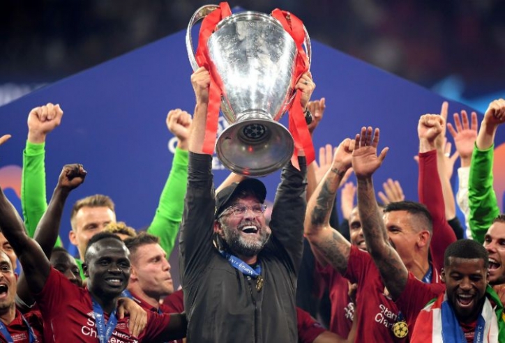 Huyền thoại MU lo sợ sự thống trị của Liverpool