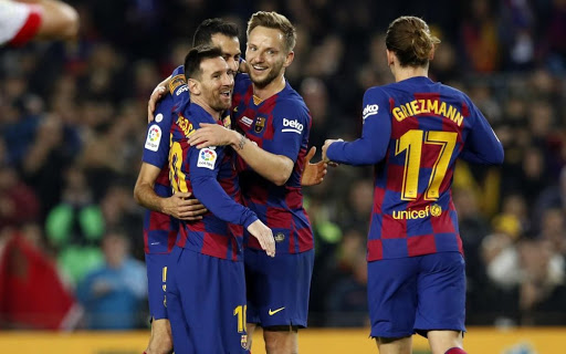 CHÍNH THỨC: Barca được 'đi chợ' giữa mùa giải