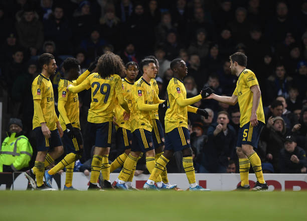 Arsenal tìm lại niềm vui bằng tấm vé tứ kết FA Cup
